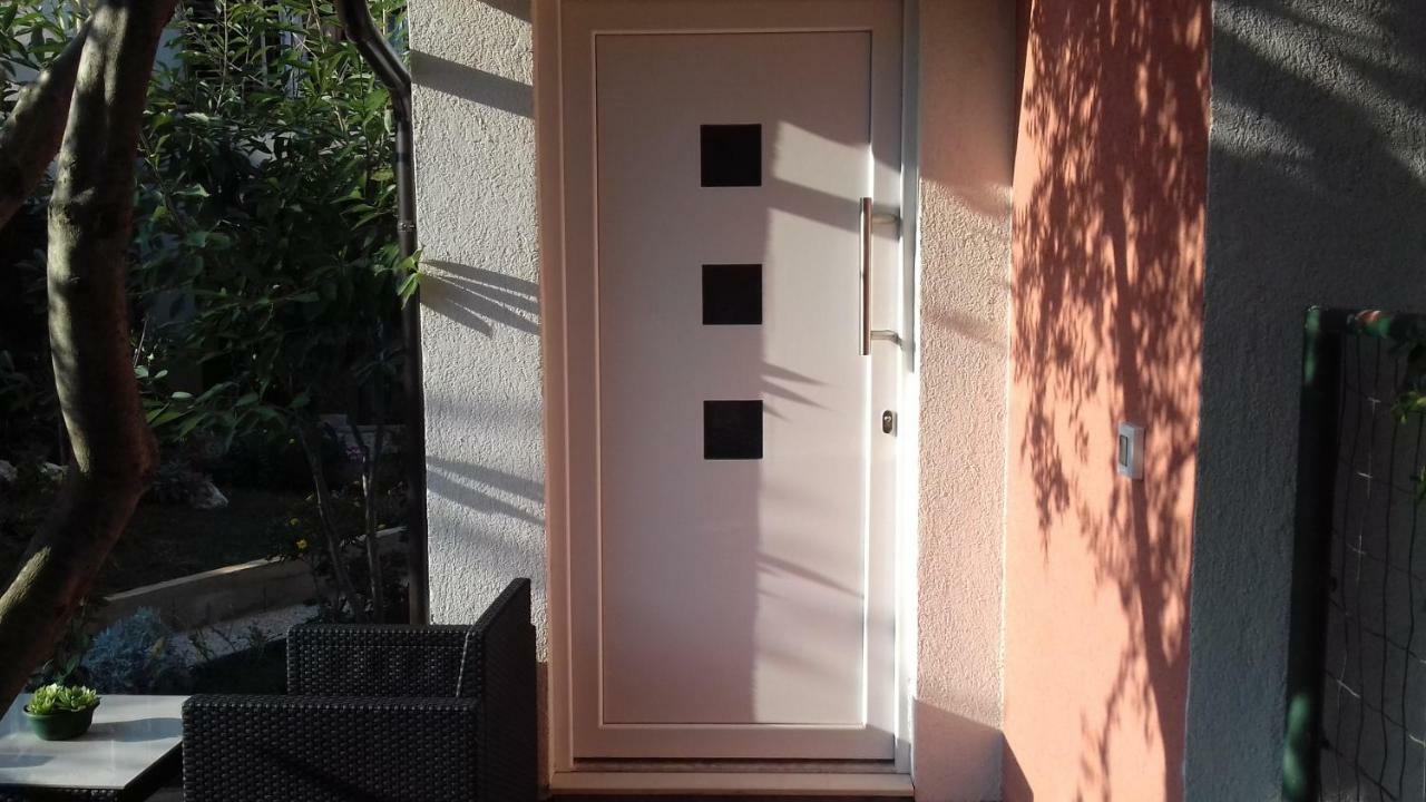 Apartamento Tili Pula Exterior foto